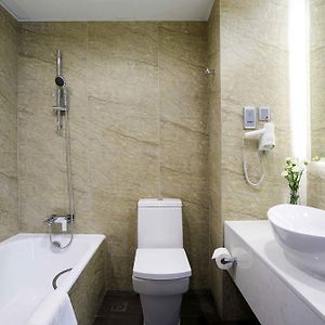 Premier Room